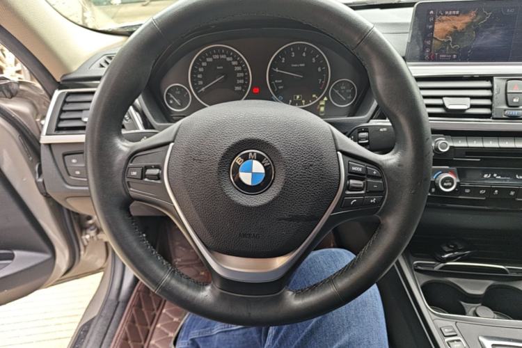 Used BMW 3 Series 2019 320Li Fashion Model Steering Wheel