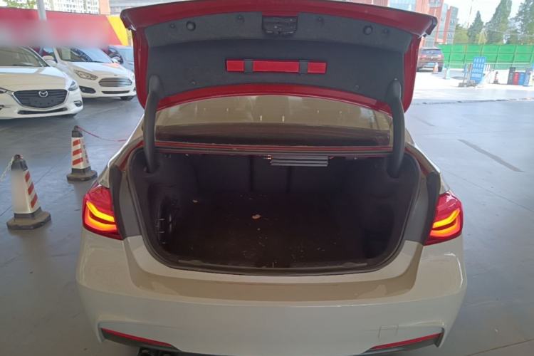 Used BMW 3 Series 2019 320Li M Sport Package Trunk