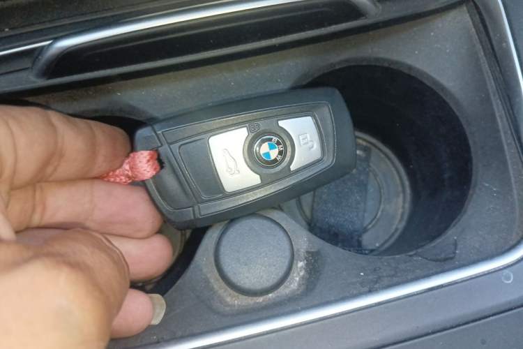 Used BMW 3 Series 2019 320Li xDrive Fashion Model Vehicle Key