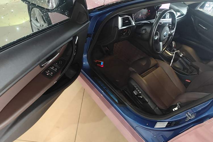 Used BMW 3 Series 2019 320Li M Sport Package Driver Seat