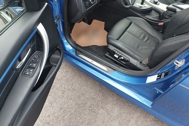 Used BMW 3 Series 2019 320i M Sport Package Driver Seat