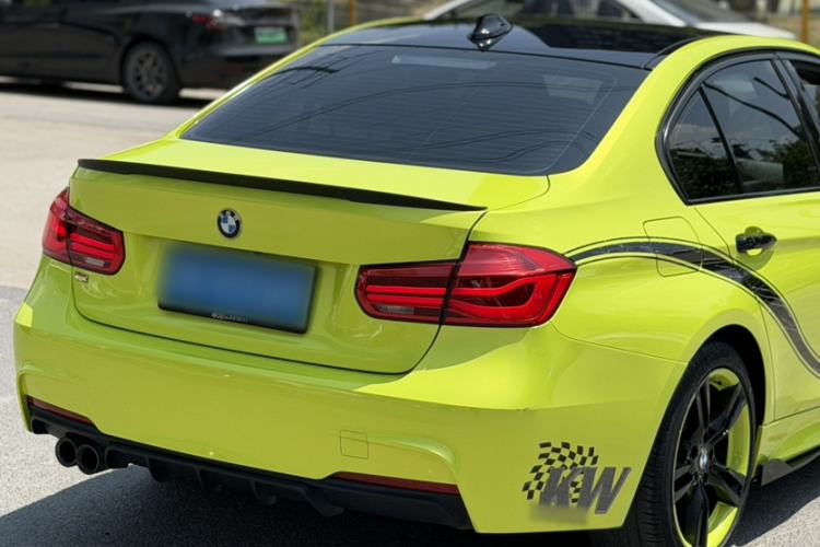 Used BMW 3 Series 2019 320i M Sport Package Exterior 5