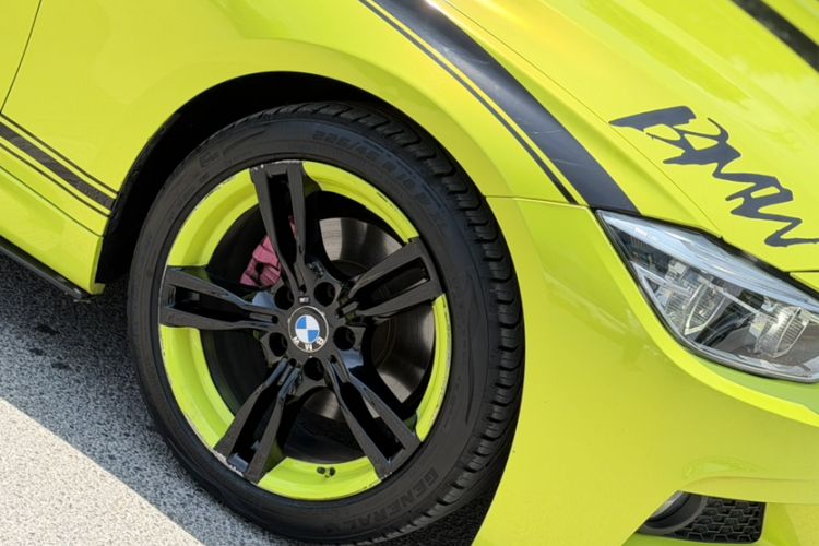 Used BMW 3 Series 2019 320i M Sport Package Exterior 8