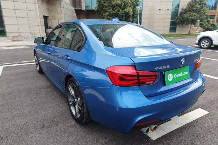 Used BMW 3 Series 2019 320i M Sport Package Rear Left 45 Deg