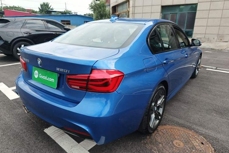 Used BMW 3 Series 2019 320i M Sport Package Rear Right 45 Deg