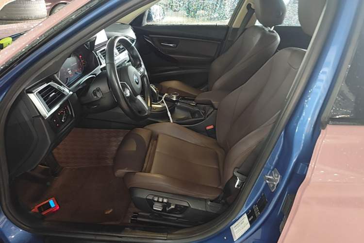 Used BMW 3 Series 2019 320Li M Sport Package Left Front Seat