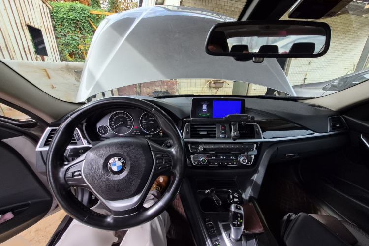 Used BMW 3 Series 2019 320Li Fashion Model Center Console