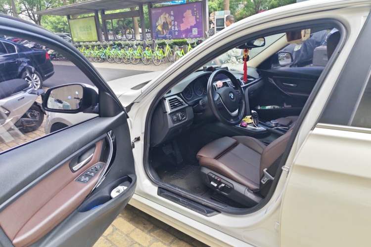 Used BMW 3 Series 2019 320Li Fashion Model Driver Seat