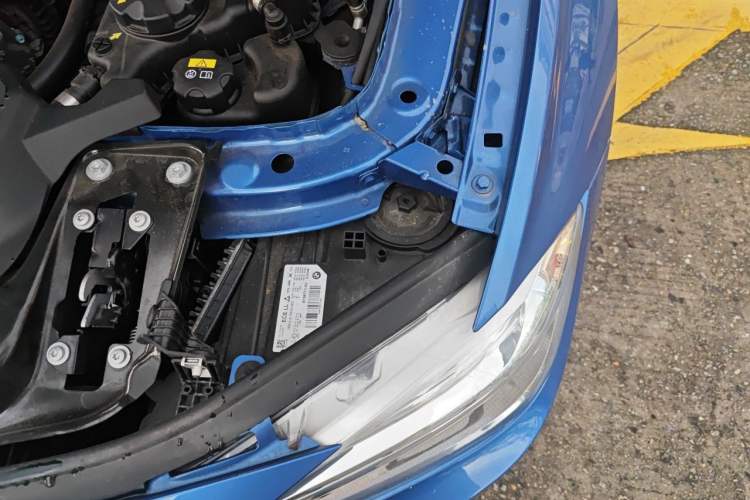 Used BMW 3 Series 2019 320Li M Sport Package Engine Bay Left