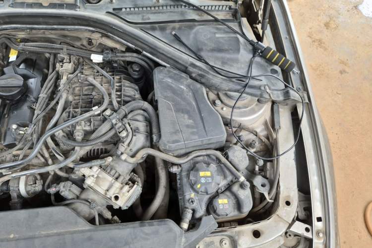 Used BMW 3 Series 2019 320Li Fashion Model Engine Bay Left
