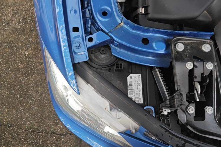 Used BMW 3 Series 2019 320Li M Sport Package Engine Bay Right
