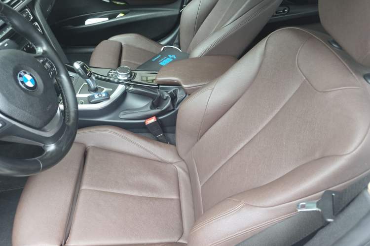 Used BMW 3 Series 2019 320Li Fashion Model Left Front Seat