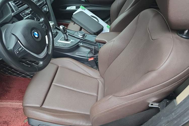 Used BMW 3 Series 2019 320Li Fashion Model Left Front Seat