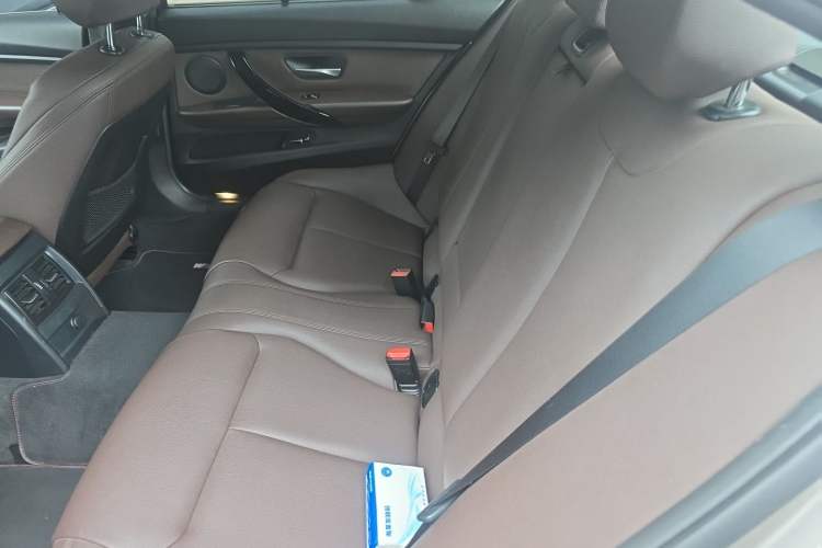 Used BMW 3 Series 2019 320Li Fashion Model Left Rear Seat