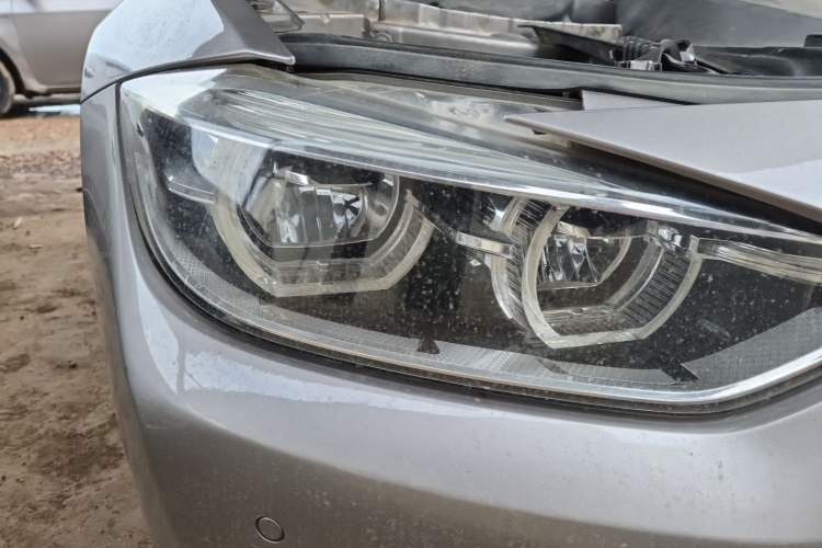 Used BMW 3 Series 2019 320Li Fashion Model Right Front Headlight