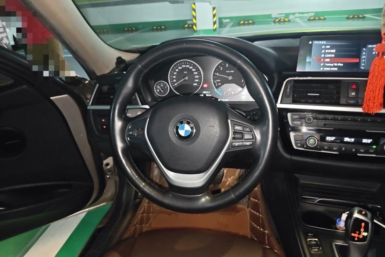Used BMW 3 Series 2019 320Li Fashion Model Steering Wheel
