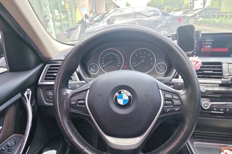 Used BMW 3 Series 2019 320Li Fashion Model Steering Wheel