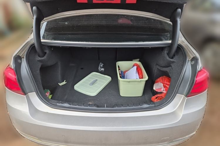 Used BMW 3 Series 2019 320Li Fashion Model Trunk
