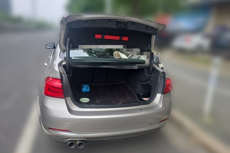 Used BMW 3 Series 2019 320Li Fashion Model Trunk
