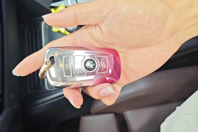 Used BMW 3 Series 2019 320Li Fashion Model Vehicle Key