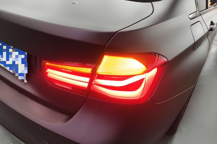Used BMW 3 Series 2019 320Li Fashion Model Right Rear Taillight