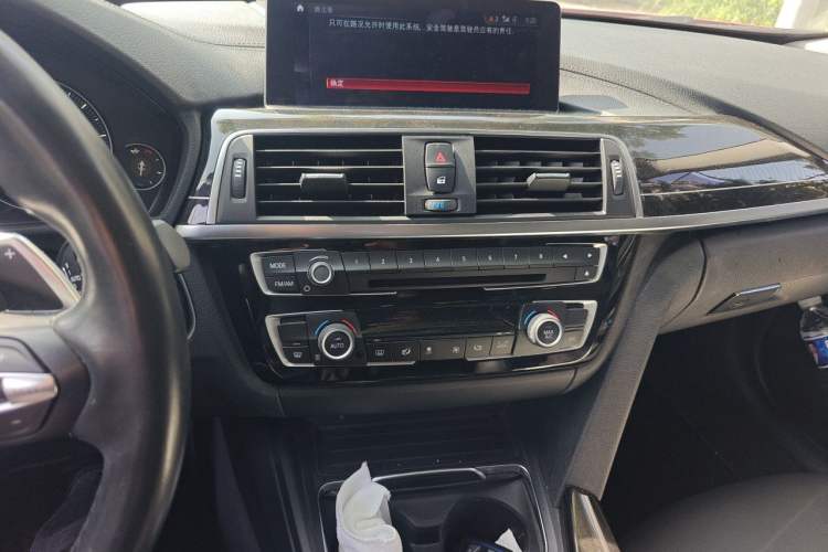 Used BMW 3 Series 2019 320Li M Sport Night Edition Audio And AC Panel