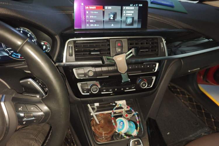 Used BMW 3 Series 2019 320Li M Sport Package Audio And AC Panel