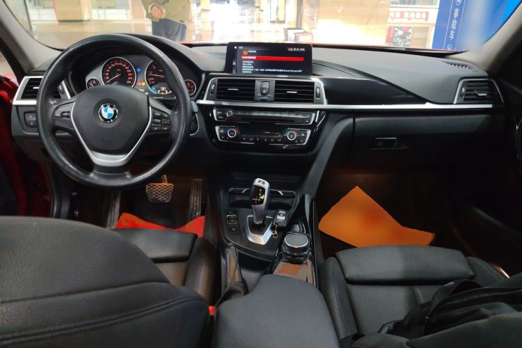 Used BMW 3 Series 2019 320Li Fashion Model Center Console