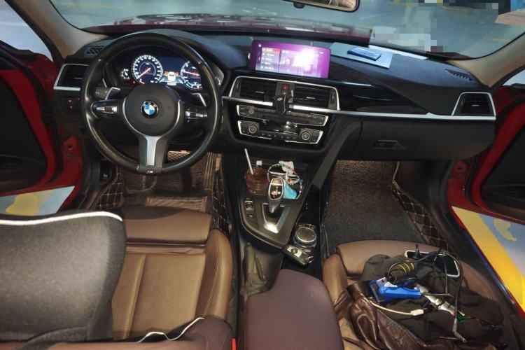 Used BMW 3 Series 2019 320Li M Sport Package Center Console