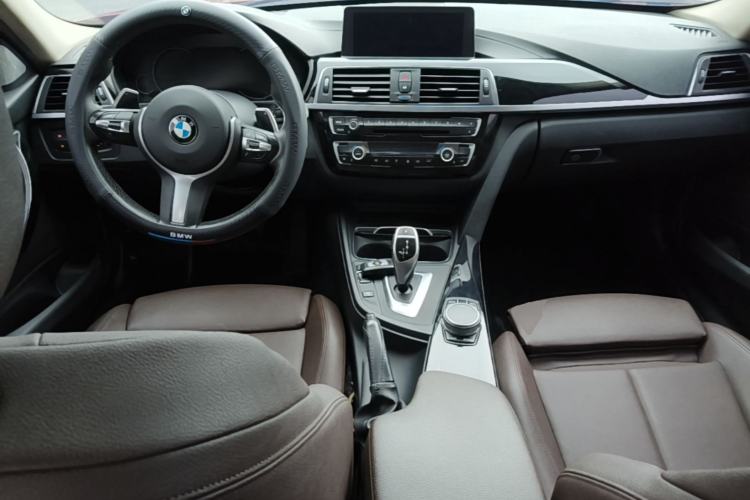 Used BMW 3 Series 2019 320Li M Sport Package Center Console