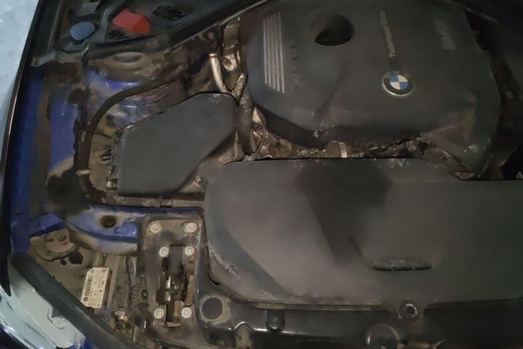 Used BMW 3 Series 2019 320Li M Sport Package Engine Bay Right