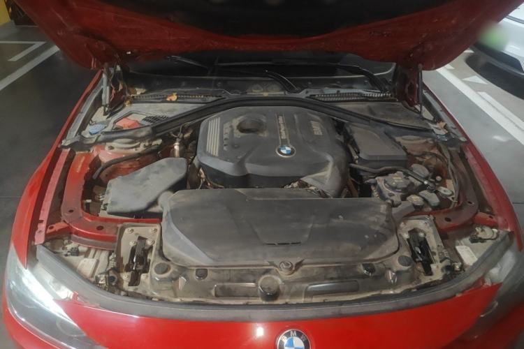 Used BMW 3 Series 2019 320i M Sport Night Edition Engine Bay