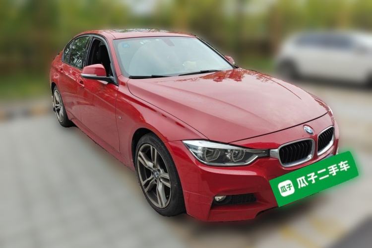 Used BMW 3 Series 2019 320i M Sport Package Front Right 45 Deg