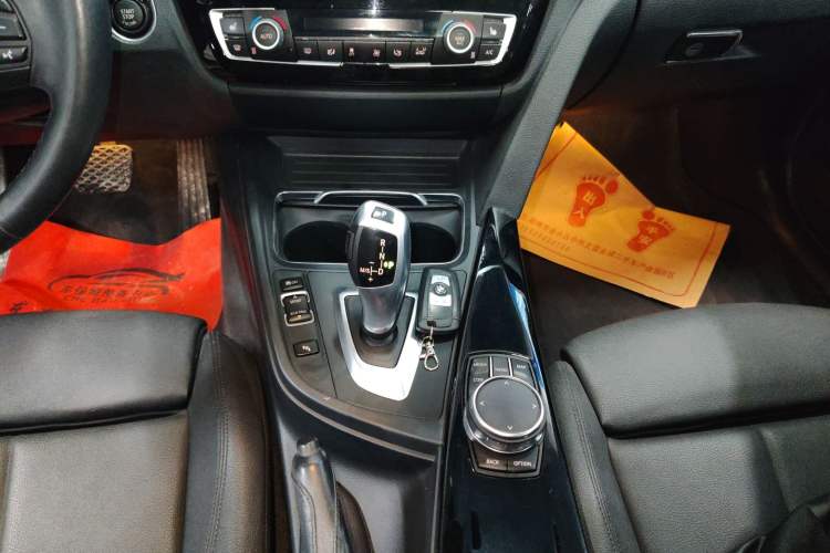 Used BMW 3 Series 2019 320Li Fashion Model Gear Lever