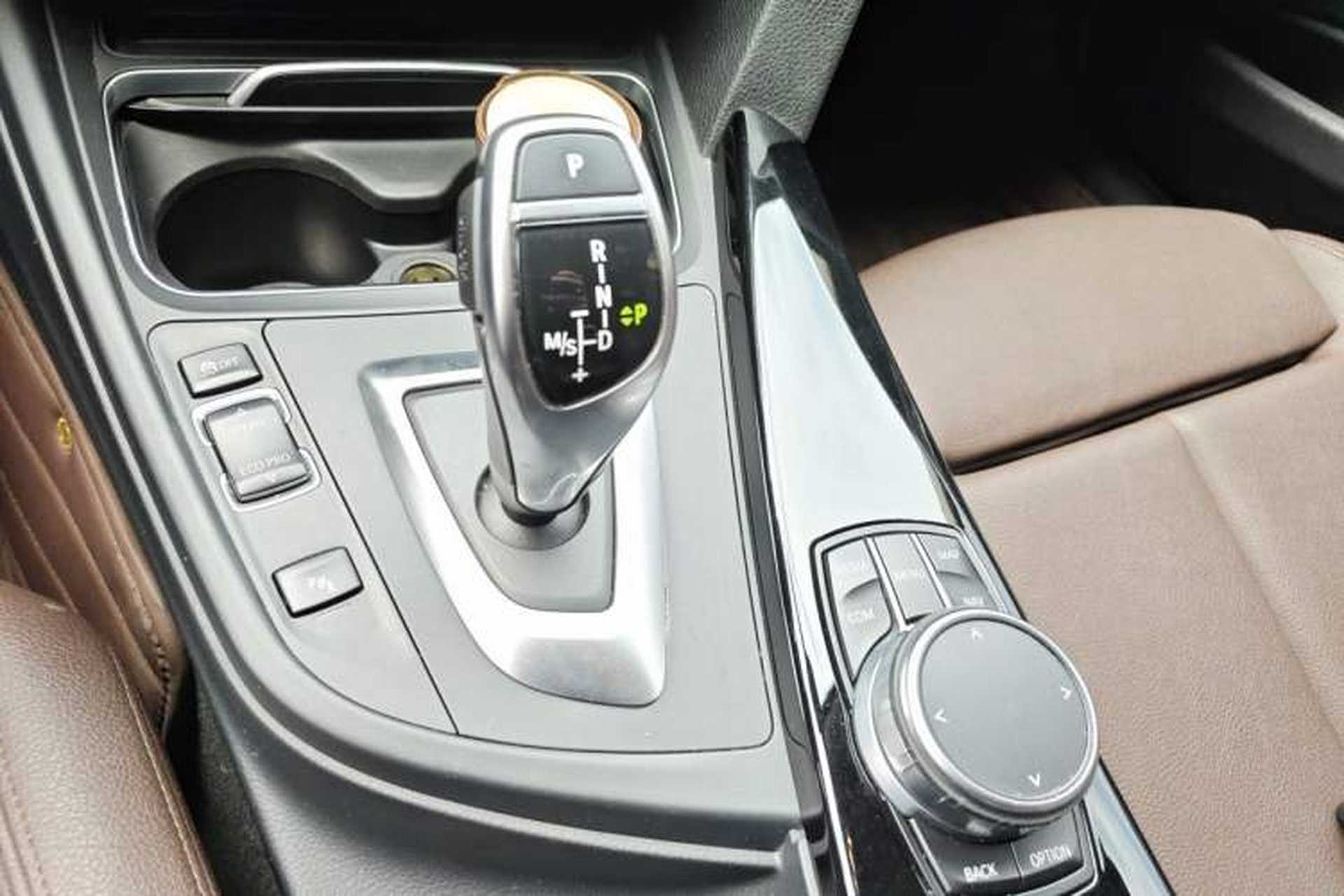 Used BMW 3 Series 2019 320Li M Luxury Package Gear Lever