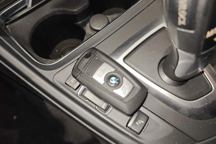 Used BMW 3 Series 2019 320Li Fashion Model Interior 1
