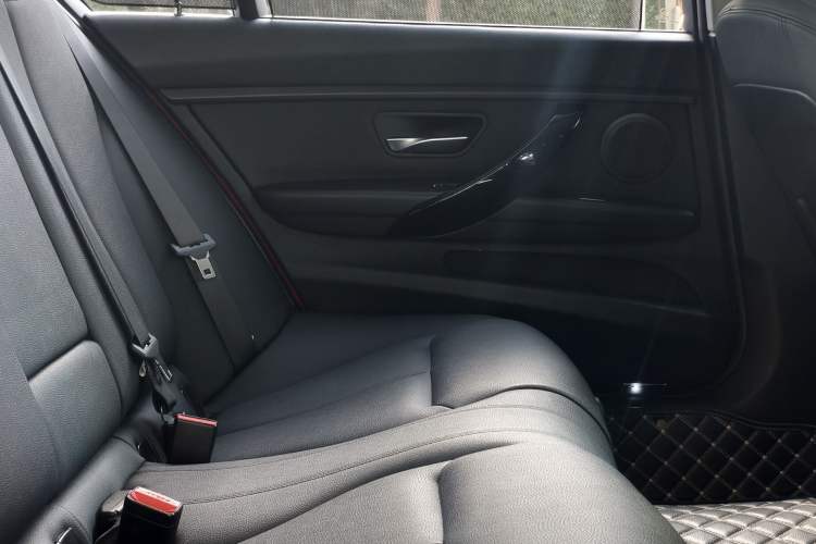 Used BMW 3 Series 2019 320Li Fashion Model Interior 11