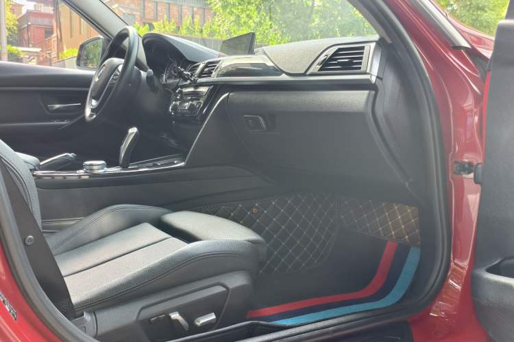 Used BMW 3 Series 2019 320Li Fashion Model Interior 8