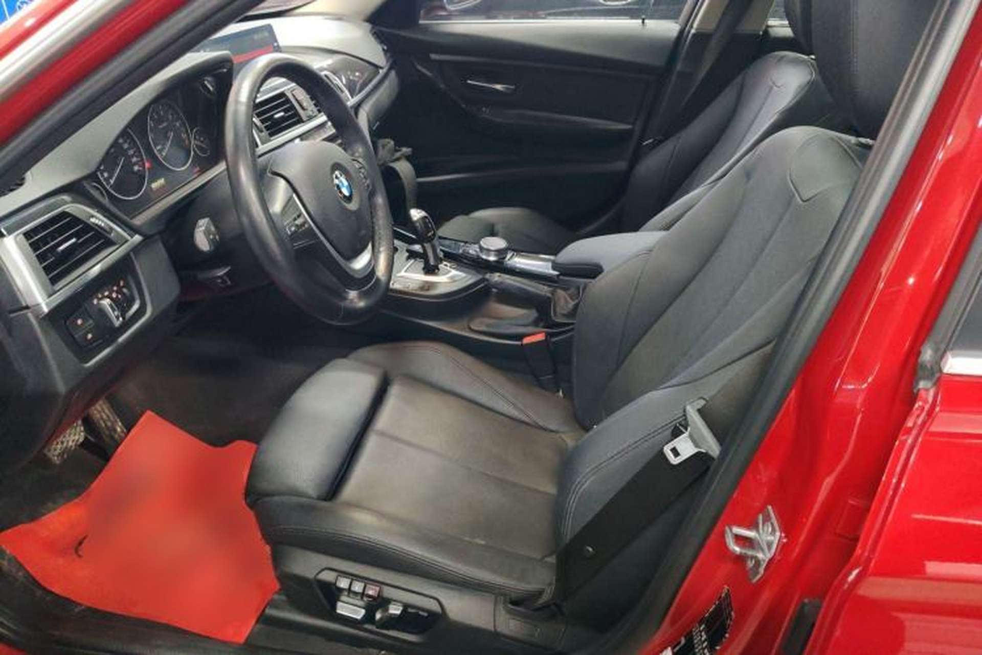 Used BMW 3 Series 2019 320Li Fashion Model Left Front Seat