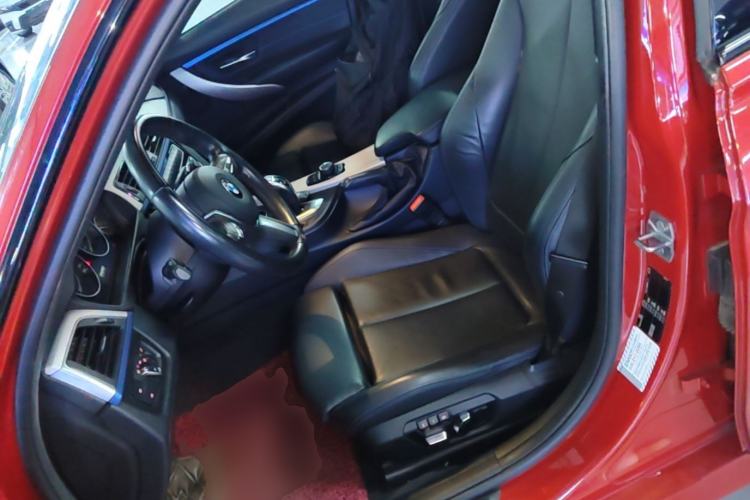 Used BMW 3 Series 2019 320i M Sport Package Left Front Seat