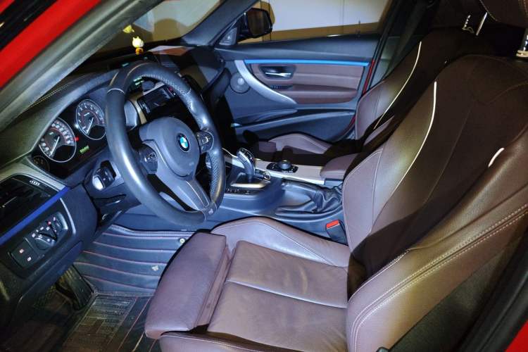 Used BMW 3 Series 2019 320i M Sport Package Left Front Seat