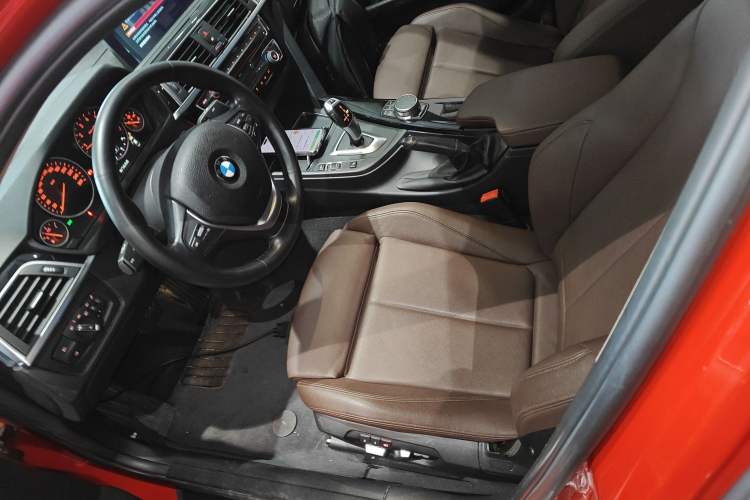 Used BMW 3 Series 2019 320Li Fashion Model Left Front Seat