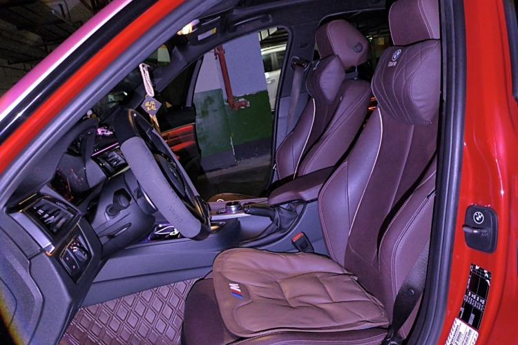 Used BMW 3 Series 2019 320i M Sport Night Edition Left Front Seat
