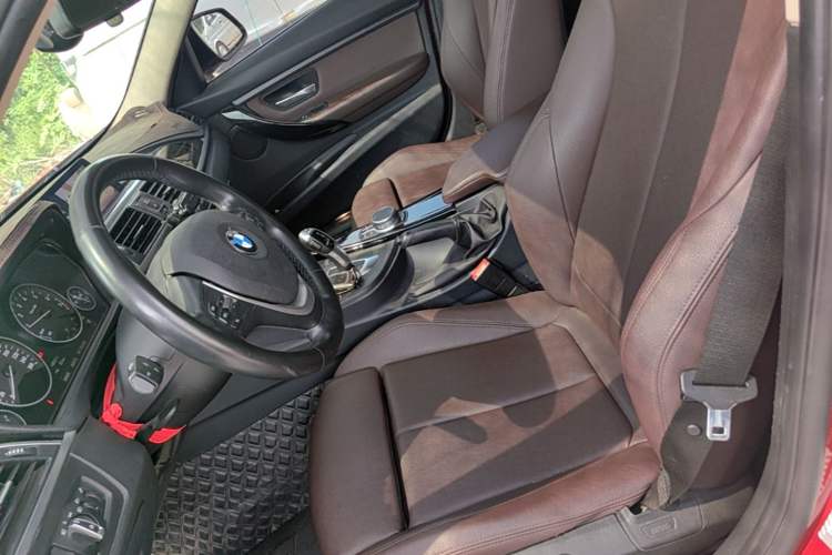 Used BMW 3 Series 2019 320Li Fashion Model Left Front Seat