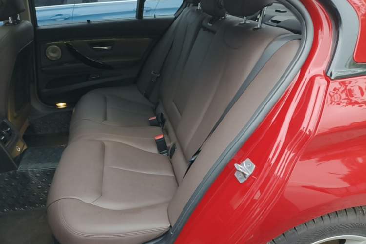 Used BMW 3 Series 2019 320Li M Sport Package Left Rear Seat