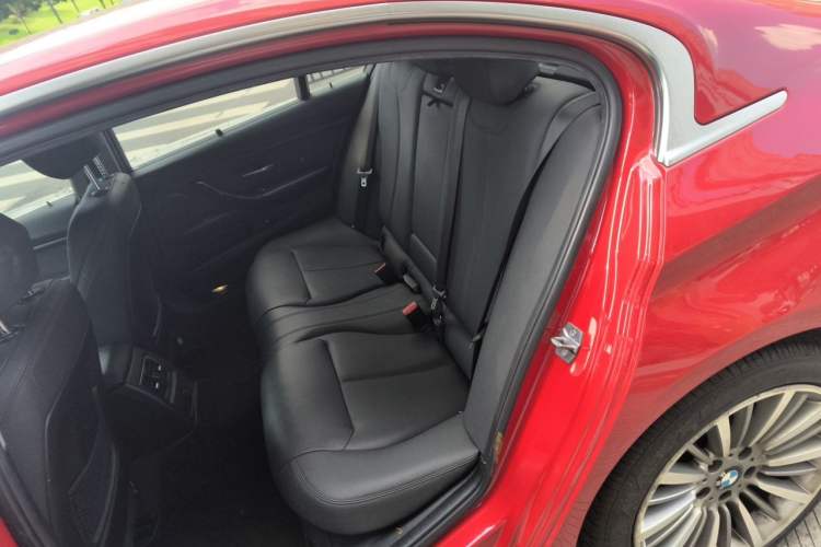 Used BMW 3 Series 2019 320Li Fashion Model Left Rear Seat