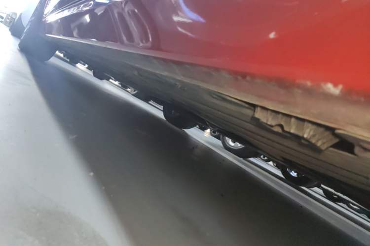 Used BMW 3 Series 2019 320Li Fashion Model Left Side Sill
