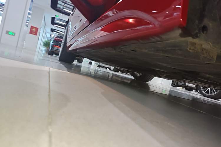 Used BMW 3 Series 2019 320i M Sport Package Left Side Sill