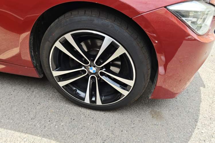 Used BMW 3 Series 2019 320Li M Luxury Package Right Front Wheel Hub