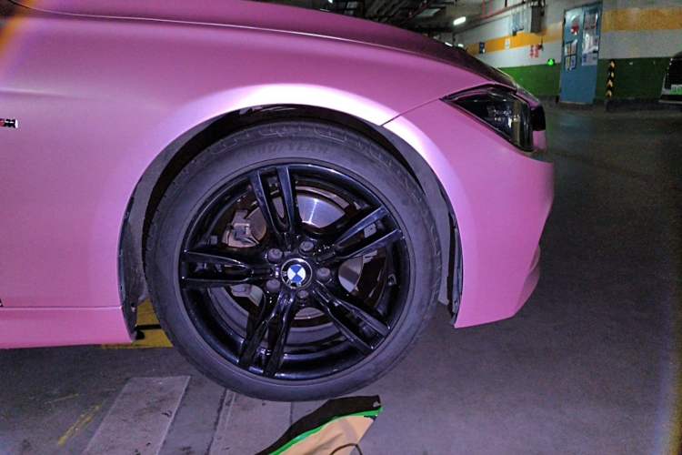 Used BMW 3 Series 2019 320i M Sport Night Edition Right Front Wheel Hub
